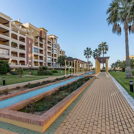 Canela Park By H